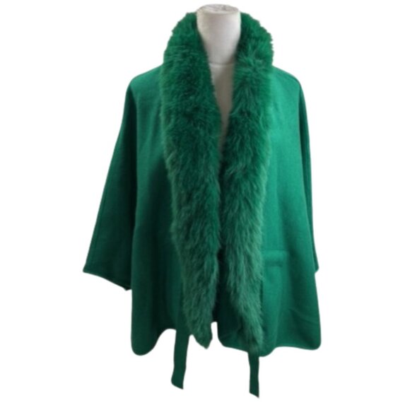 Boston Proper Faux Fur Tie Waist Poncho Size S/M NWOT Christmas Green - Picture 7 of 12